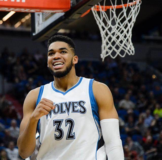 中的对抗与 中的对抗与