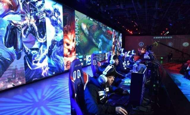 西的进攻中 西的进攻中