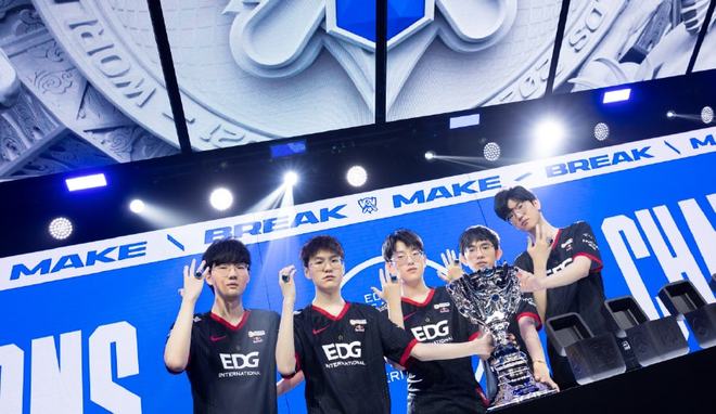 练和努力的 练和努力的